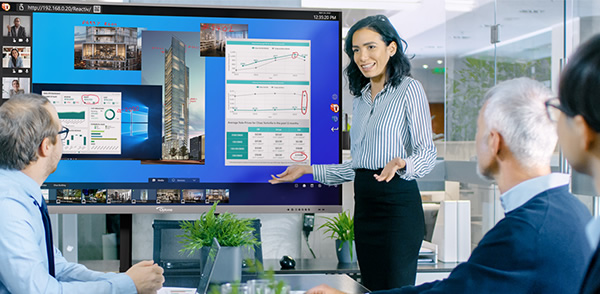 Optoma IFPD ve Vizetto Reactiv SUITE kullanılarak yürütülen toplantı